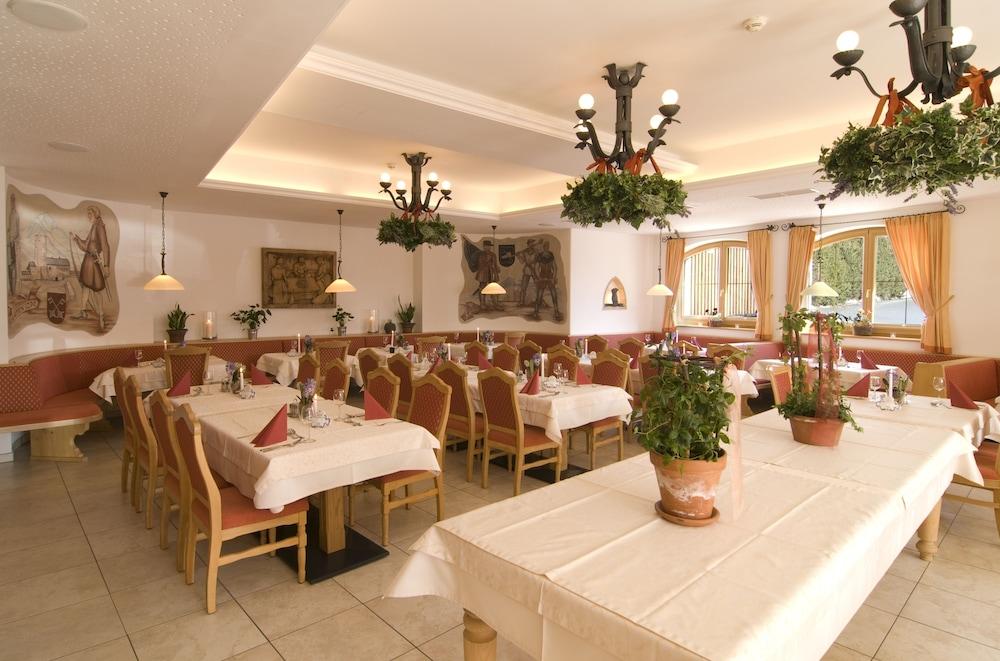 Hotel Braeuwirt Kirchberg in Tirol Bagian luar foto