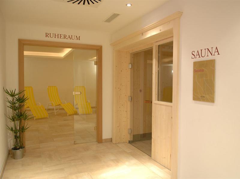 Hotel Braeuwirt Kirchberg in Tirol Bagian luar foto